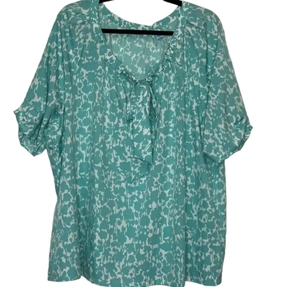 New Plus Size IZOD Short Sleeve Peasant Style Top Size 2X